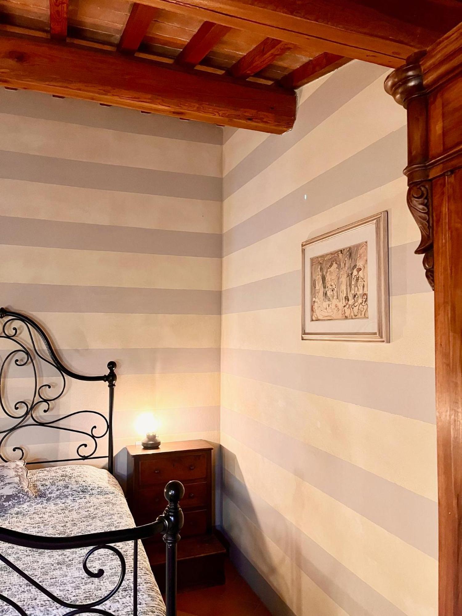 Agriturismo La Palazzina Palaia Værelse billede
